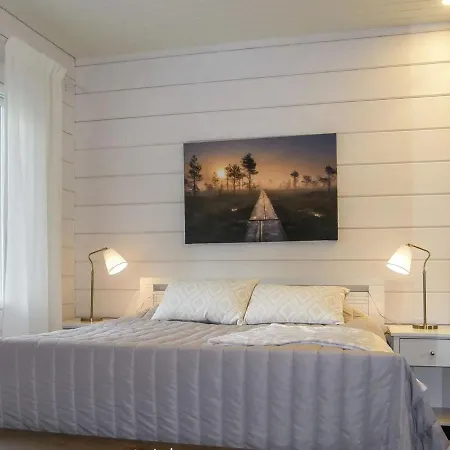 Holiday Paasirinne A *